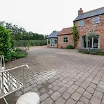 Creamery Cottage With Games Room And Free Parking
